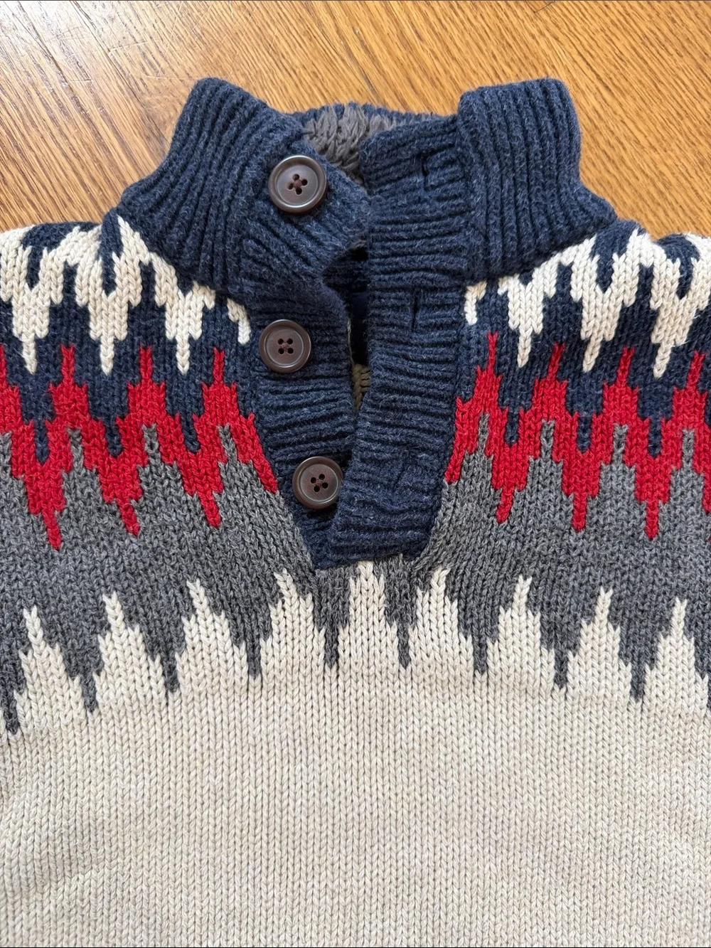 Gap Kids Sweat. Size 6/7. Excellent to Like New Condition.